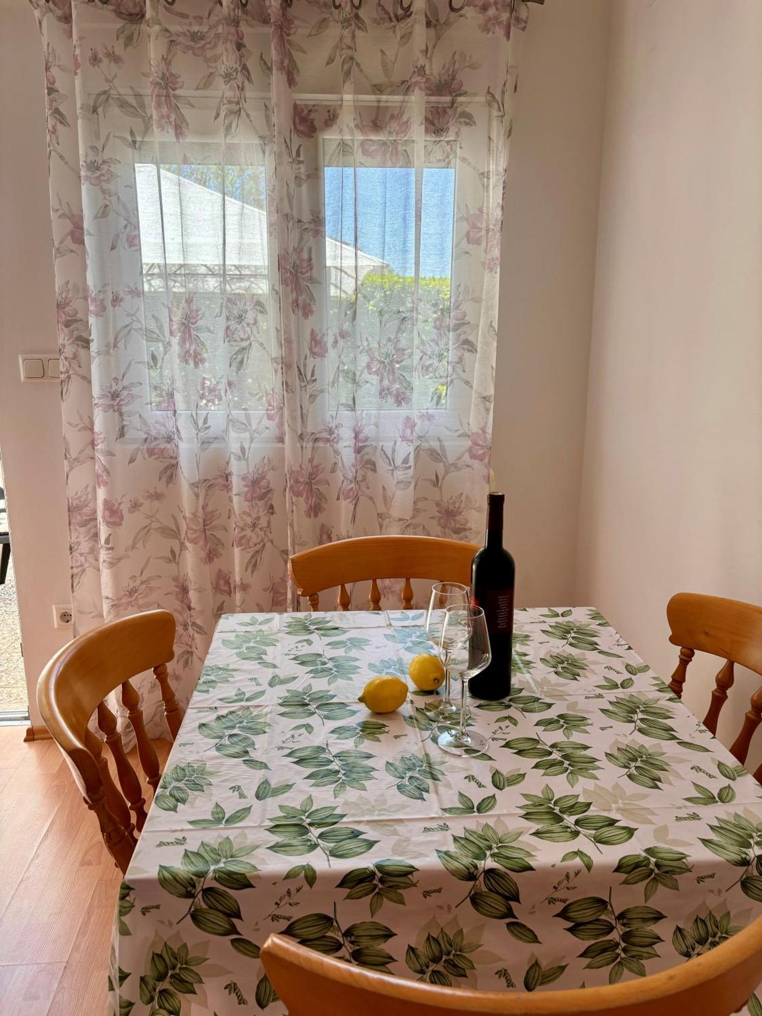 Apartmani Knezevic Posedarje Extérieur photo